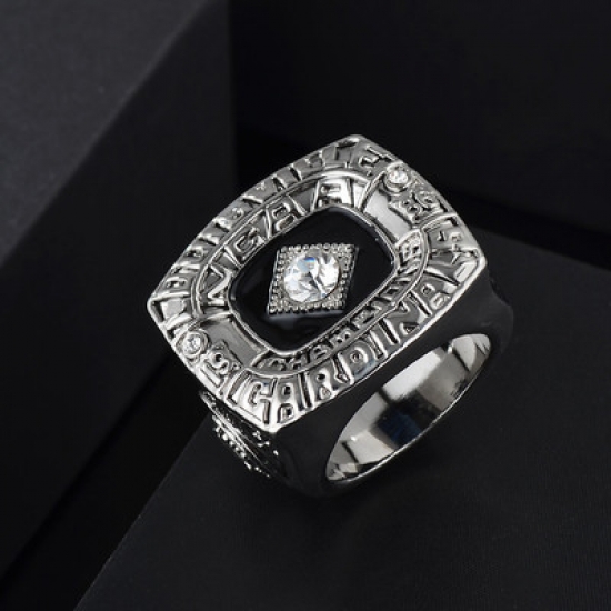 1986 Louisville University NCAA League Competition Championship Ring 1986 Louisville University NCAA League Competition Championship Ring