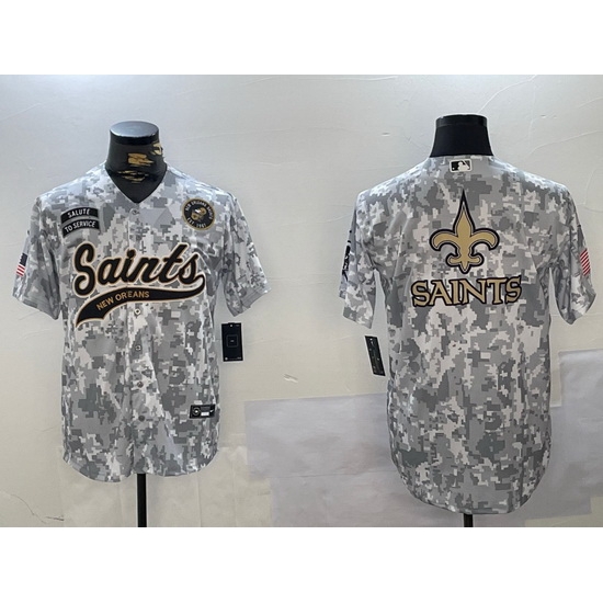 Men New Orleans Saints Team Big Logo 2024 Arctic Camo Salute To Service Stitched Baseball Jersey 5 Men New Orleans Saints Team Big Logo 2024 Arctic Camo Salute To Service Stitched Baseball Jersey 5