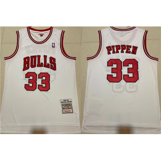 Men Chicago Bulls 33 Scottie Pippen 1997 98 White Throwback Stitched Jersey Men Chicago Bulls 33 Scottie Pippen 1997 98 White Throwback Stitched Jersey