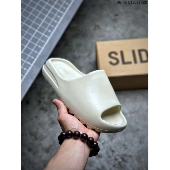 Kanye West x Yeezy Slide Resin 233 04 Kanye West x Yeezy Slide Resin 233 04