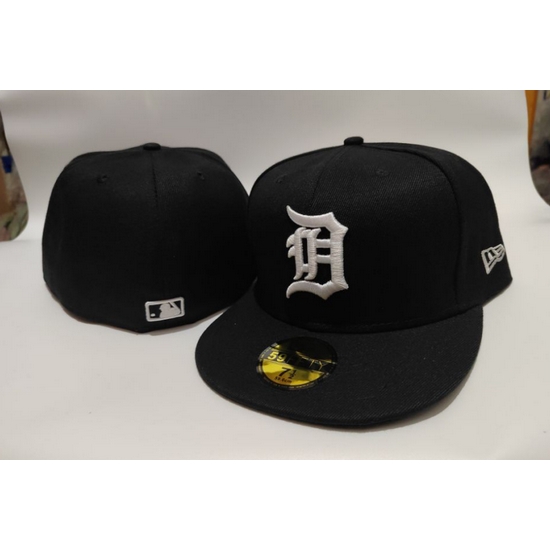 MLB Fitted Cap 105 MLB Fitted Cap 105