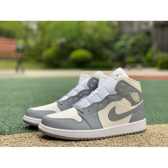 WMNS AIR JORDAN 1 MID BQ6472 115 WMNS AIR JORDAN 1 MID BQ6472 115