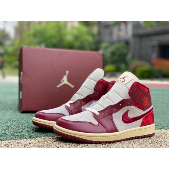 WMNS AIR JORDAN 1 MID SE DZ2820 601 WMNS AIR JORDAN 1 MID SE DZ2820 601
