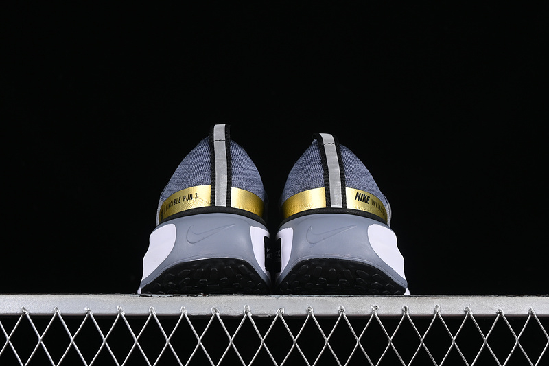ZOOM X INVINCIBLE RUN FK 3 WHITE BLUE GREY GOLD