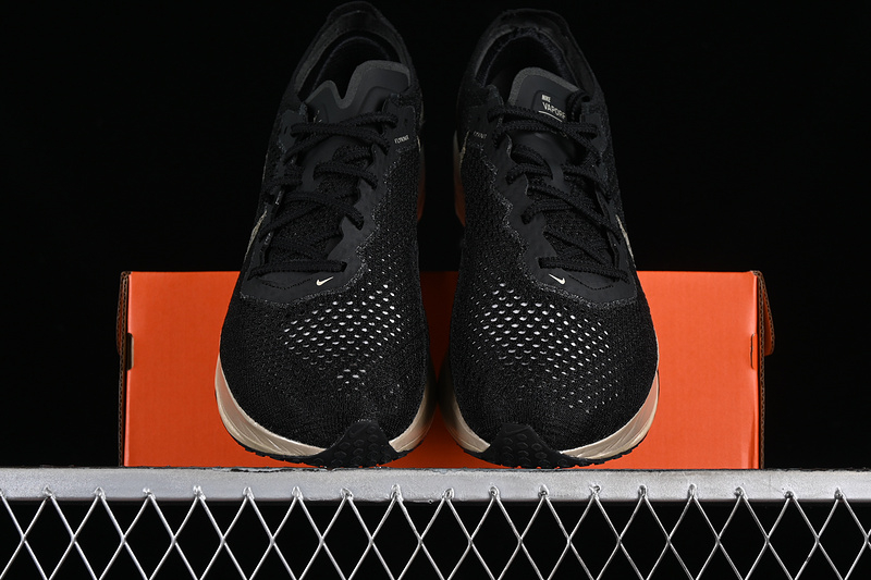 ZOOMX VAPORFLY NEXT 3 BLACK BLACK OATMEAL METALLIC GOLD GRAIN