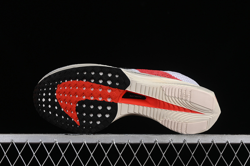 ZOOMX VAPORFLY NEXT 3 WHITE CHILE RED COCONUT MILK BLACK