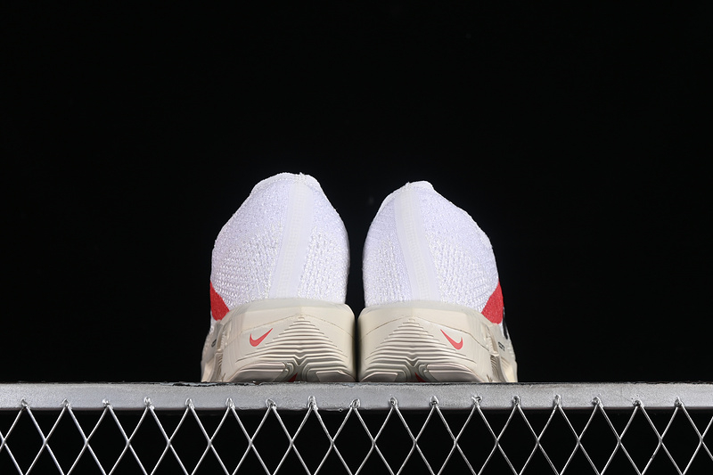ZOOMX VAPORFLY NEXT 3 WHITE CHILE RED COCONUT MILK BLACK