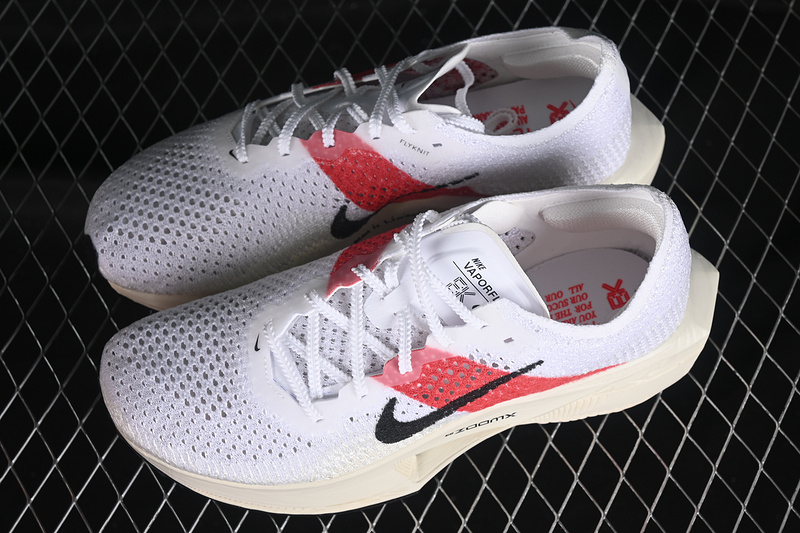 ZOOMX VAPORFLY NEXT 3 WHITE CHILE RED COCONUT MILK BLACK